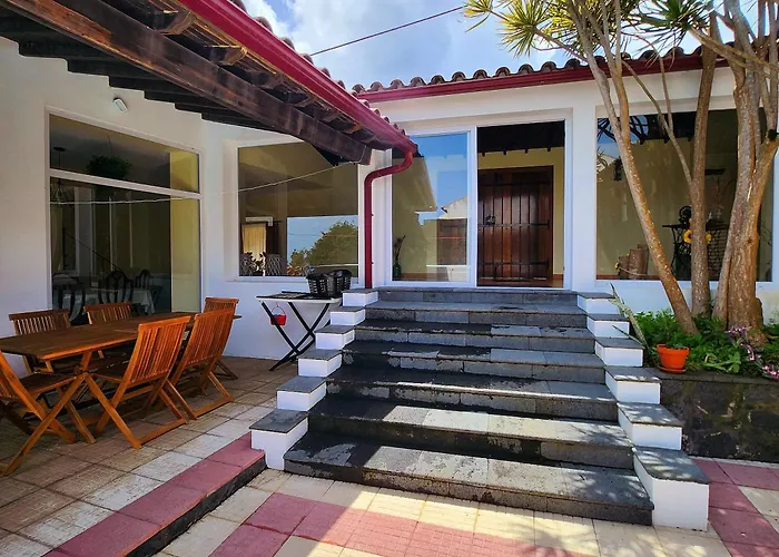 Dom wakacyjny Nova House